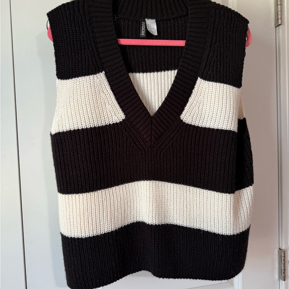 H&M Black and White Striped Sweater Vest
